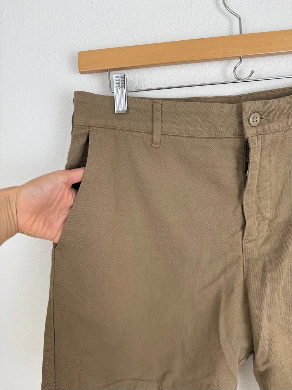American Giant Men's Khaki Brown Chino Shorts 34